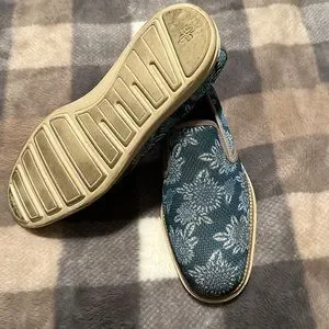 RARE floral design Cole Haan Loafer Cole Haan Loafer Floral Flats for Women for sale | eBay main image 4